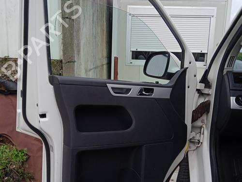 Used Front left lock VW TRANSPORTER T5 Bus (7HB, 7HJ, 7EB, 7EJ) 2.0 BiTDI (180 hp) 32361748