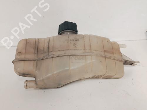 Ekpansionstank Ekpansionstank RENAULT CLIO III (BR0/1, CR0/1) 1.5 dCi (C/BR0G, C/BR1G) (68 hp) 35779736 35779736