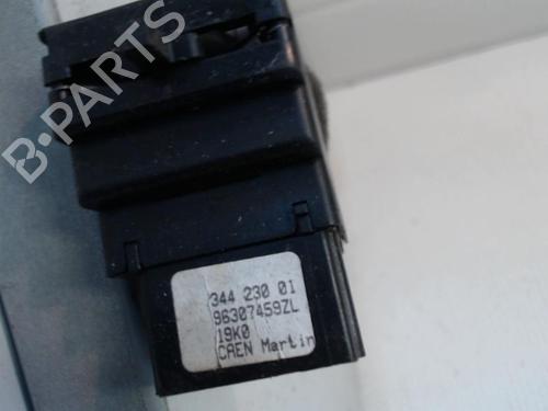 Headlight switch PEUGEOT 206 Hatchback (2A/C) 2.0 HDI 90 | BP27004821I24 