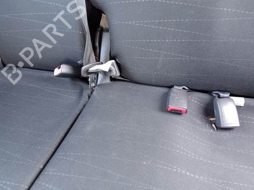 Used Seat buckle Seat buckle TOYOTA YARIS (_P9_) 1.4 D-4D (NLP90_, NLP90R) (90 hp) 27020994 27020994