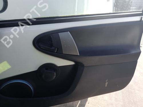 Used Front right interior door handle Front right interior door handle TOYOTA AYGO (_B1_) 1.0 (KGB10_, KGB10R) (68 hp) 33546811 33546811