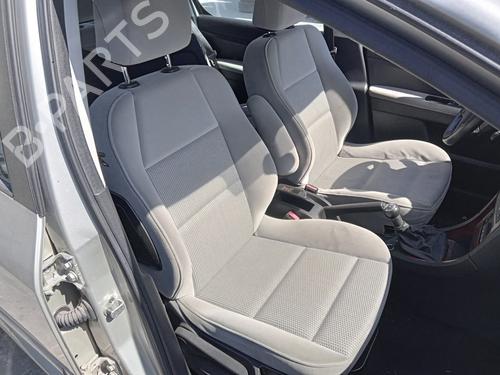 Used Right front seat PEUGEOT 307 (3A/C) 1.6 HDi (90 hp) 26986142