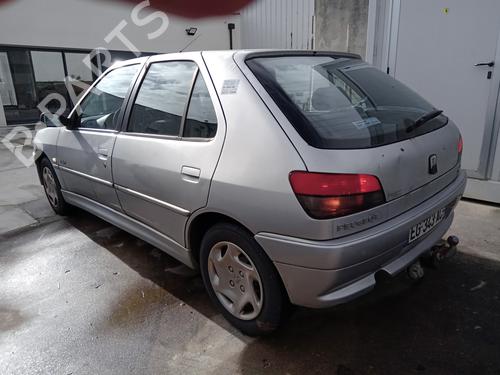 Left taillight PEUGEOT 306 Hatchback (7A, 7C, N3, N5) 1.8 16V | BP32302597C34