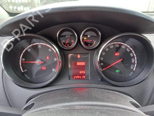 Used Instrument cluster OPEL MERIVA B MPV (S10) 1.7 CDTI (75) (110 hp) 27006079