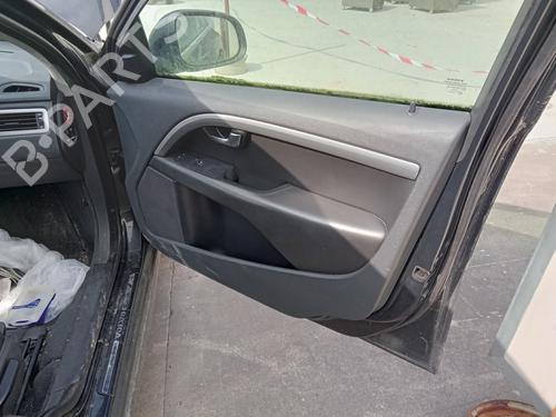 Used Front right interior door handle VOLVO V70 III (135) D3 / D4 (163 hp) 27008163