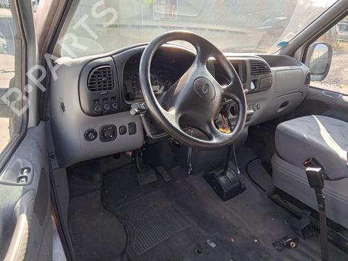 Left front indicator FORD TRANSIT Bus (E_ _) 2.5 TD (EBL, EDL, EDS, EGL, ESL, ESS, EUS) | BP26996077C32 - Image 6