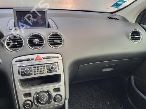 Used Glove box PEUGEOT 308 SW I (4E_, 4H_) 2.0 HDi (136 hp) 26981093