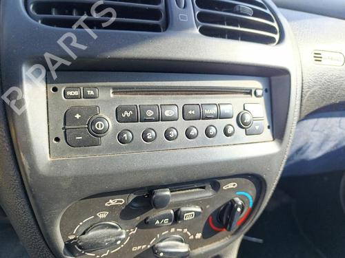Used Radio Radio PEUGEOT 206 Hatchback (2A/C) 1.4 HDi eco 70 (68 hp) 39713385 39713385