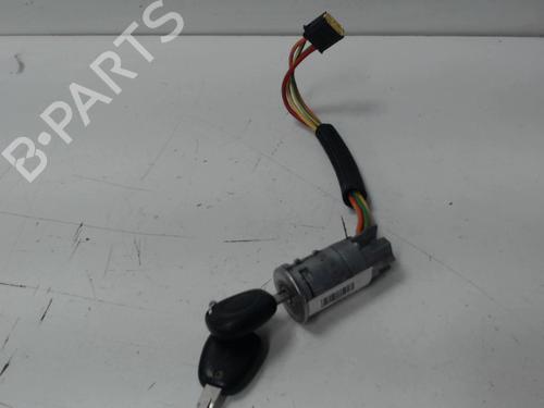 Used Ignition barrel RENAULT SCÉNIC I MPV (JA0/1_, FA0_) 1.6 (JA00, JA16, JA15, JA19, JA1V, JA2B, JA2C, JA0B,... (107 hp) 32259712