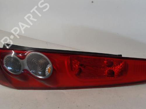 Achterlicht rechts FORD FIESTA V (JH_, JD_) 1.4 TDCi (68 hp) 26980310