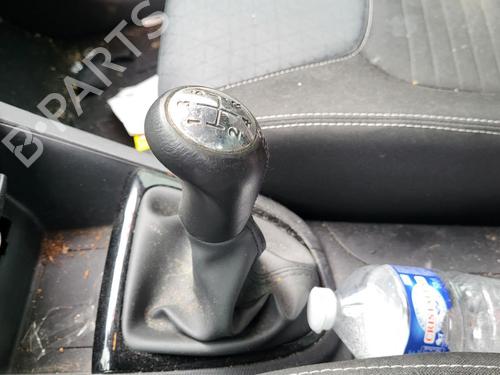 Used Gear lever RENAULT CLIO IV (BH_) 0.9 TCe 90 (BHNF, BHMA, BHMH, BHJK, BHJR) (90 hp) 26991668