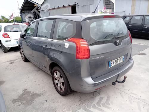Used Left taillight PEUGEOT 5008 (0U_, 0E_) 1.6 HDi (112 hp) 28195337