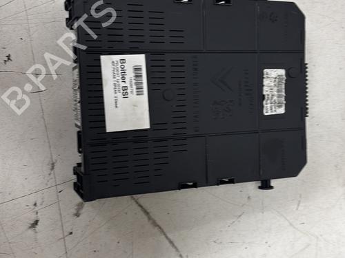 Used Fuse box PEUGEOT 407 SW (6E_, 6D_) 2.0 HDi 135 (136 hp) 30612908