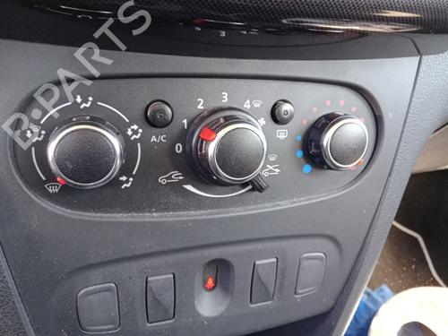 Used Climate control Climate control DACIA SANDERO II 1.0 SCe 75 (B8JC, B8JD, B8NC) (73 hp) 33546542 33546542