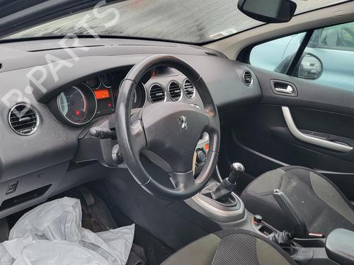 Used Dashboard PEUGEOT 308 I (4A_, 4C_) 1.6 HDi (109 hp) 27002565