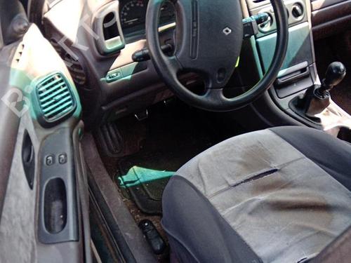 Used Right front indicator RENAULT LAGUNA I (B56_, 556_) 2.2 D (B56F/2) (83 hp) 27025970