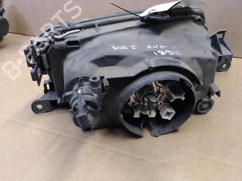 Left headlight PEUGEOT 306 Hatchback (7A, 7C, N3, N5) 1.9 DT | BP26992886C28 