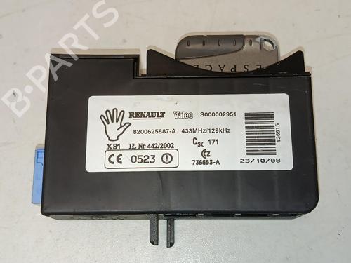 Card reader RENAULT ESPACE IV (JK0/1_) 2.0 dCi (JK01, JK02, JK1J, JK1K, JK1H) | BP40122316E4 - Image 3