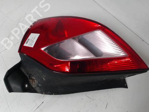 right-taillight-renault-megane-ii-bm01_-cm01_-2001-2002-2003-2004-2005-2006-2007-2008-2009-2010-2011-2012-31817733 main image