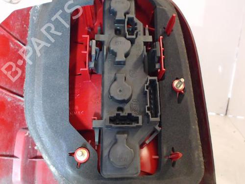 Right taillight VW POLO (6N2) 1.4 16V | BP26987575C35 