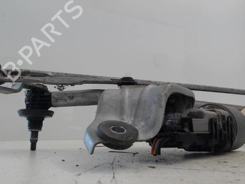 Used Front wiper motor DACIA SANDERO 1.2 16V (75 hp) 26983126