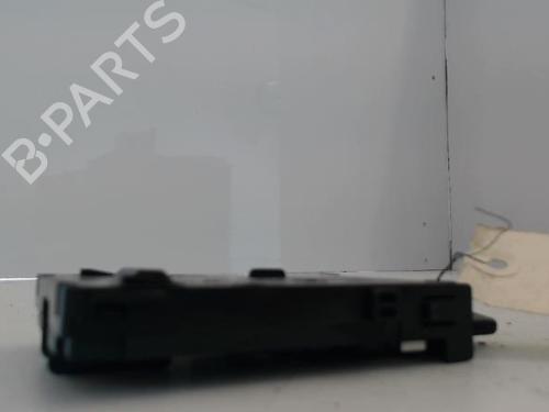 Used Card reader RENAULT MEGANE III Hatchback (BZ0/1_, B3_) 1.5 dCi (BZ09, BZ0D, BZ1W, BZ29, BZ14) (110 hp) 27016144