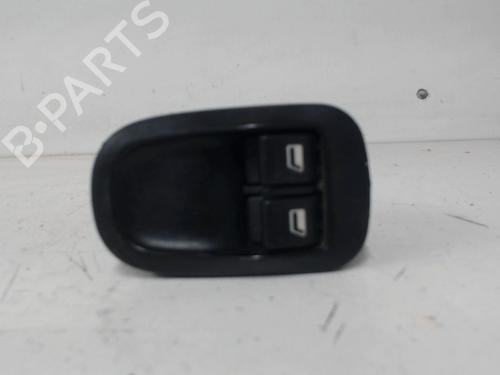 Commutateur PEUGEOT 206 Hatchback (2A/C) 1.4 HDi eco 70 (68 hp) 32137657