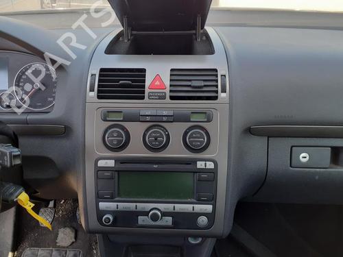Bilradio VW TOURAN (1T1, 1T2) 1.9 TDI (105 hp) 26998633