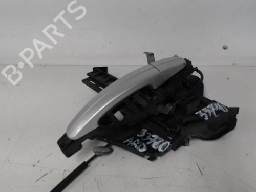 Türgriff hinten rechts außen für RENAULT SCÉNIC I MPV (JA0/1_, FA0_) 1.9 dCi (JA05, JA1F) (102 hp) 26985339