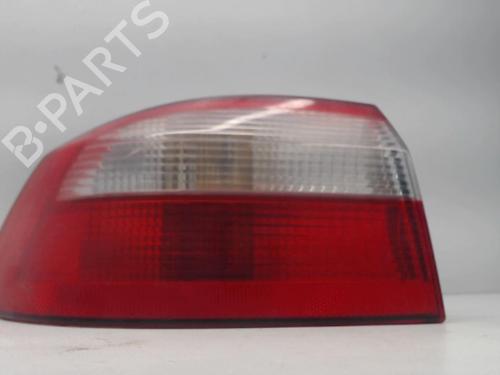 Used Left taillight RENAULT LAGUNA II (BG0/1_) 1.9 dCi (107 hp) 27020446