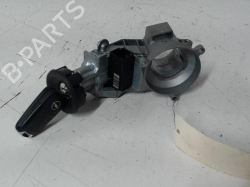 Used Ignition barrel OPEL CORSA D (S07) 1.3 CDTI (L08, L68) (90 hp) 31363112