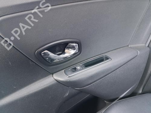 Used Rear right interior door handle Rear right interior door handle 39583654 39583654