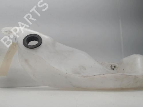 Used Windscreen washer tank RENAULT MEGANE III Grandtour (KZ0/1) 1.5 dCi (KZ09, KZ0D, KZ1G, KZ29, KZ14, KZ1W, KZ10, KZ1F,... (110 hp) 27004276