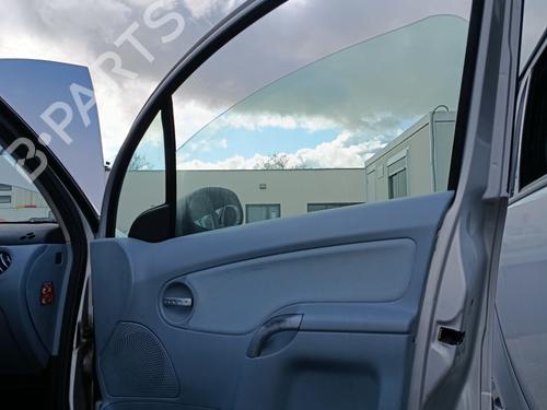 Used Front right window mechanism Front right window mechanism CITROËN C3 I (FC_, FN_) 1.4 HDi (68 hp) 32386908 32386908