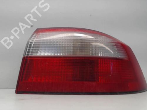 Used Right taillight RENAULT LAGUNA II (BG0/1_) 1.9 dCi (107 hp) 27020445
