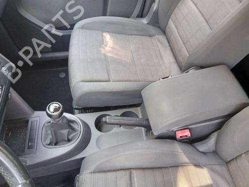 Parkbremsarm/handtak Parkbremsarm/handtak VW TOURAN (1T1, 1T2) 1.9 TDI (105 hp) 36055409 36055409