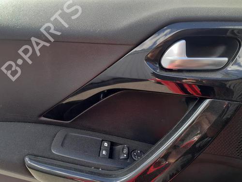 Used Front left interior door handle PEUGEOT 208 I (CA_, CC_) 1.2 VTI 82 (82 hp) 27019615