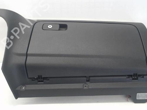 Used Glove box VW SCIROCCO III (137, 138) 1.4 TSI (160 hp) 27020549