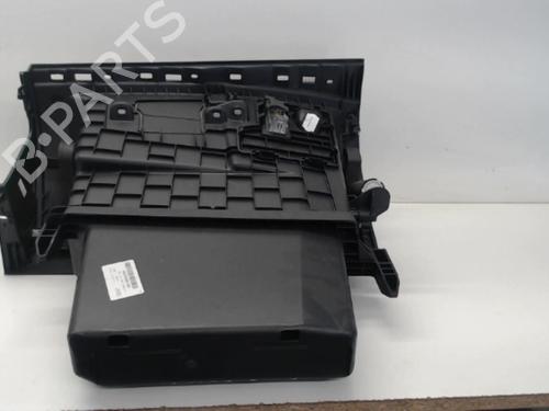Hanskerom RENAULT MEGANE III Hatchback (BZ0/1_, B3_) 1.5 dCi (BZ0C) (90 hp) 27014973
