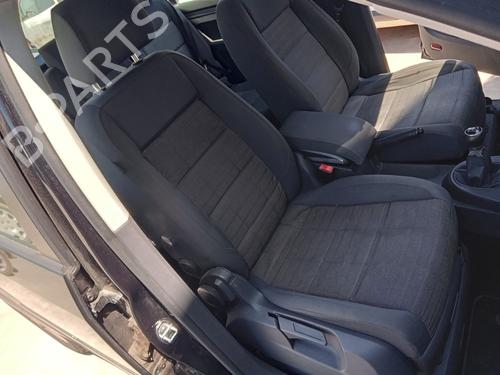Sæde højre fortil Sæde højre fortil VW TOURAN (1T1, 1T2) 1.9 TDI (105 hp) 36055479 36055479
