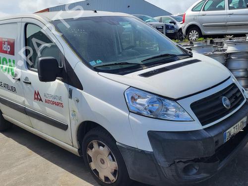 Used Front wiper motor FIAT SCUDO Van (270_, 272_) 1.6 D Multijet (90 hp) 26989771