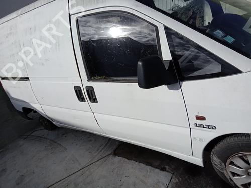 Højre fortil udvendigt håndtag CITROËN JUMPY I Van (BS_, BT_, BY_, BZ_) 1.9 TD (90 hp) 30773330