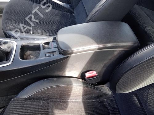 Used Seat buckle RENAULT LAGUNA III Grandtour (KT0/1) 2.0 dCi (KT01, KT08, KT09, KT0K, KT12, KT1D, KT1W) (150 hp) 28609460