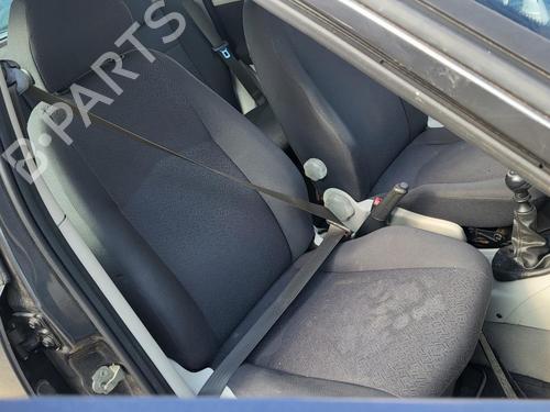 Stol høyre foran FIAT PUNTO (188_) 1.2 60 (188.030, .050, .130, .150, .230, .250) (60 hp) 26987317