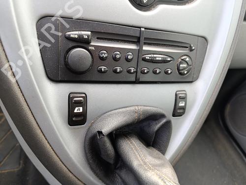 Used Right front window switch Right front window switch 38477300 38477300