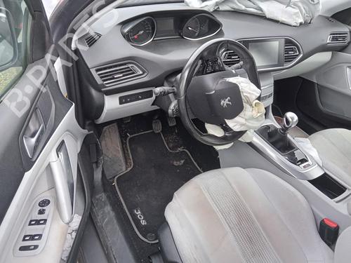 Used Rear left interior door handle Rear left interior door handle PEUGEOT 308 SW II (LC_, LJ_, LR_, LX_, L4_) 1.6 BlueHDi 120 (120 hp) 27001928 27001928
