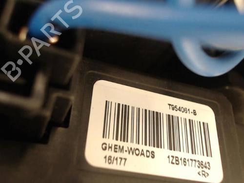 Ventilator motor RENAULT MEGANE IV Hatchback (B9A/M/N_) 1.2 TCe 130 (B9MR) | BP27004546M62 