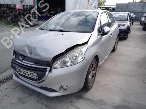 Used Front wiper motor PEUGEOT 208 I (CA_, CC_) 1.2 VTI 82 (82 hp) 27006478