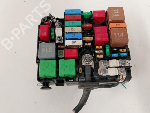 Used Fuse box Fuse box CITROËN C3 III (SX) 1.5 BlueHDi 100 (SXYHYP, SXYHTU) (102 hp) 35968515 35968515
