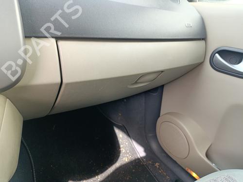 Handskerum Handskerum RENAULT SCÉNIC II (JM0/1_) 1.5 dCi (JM1E, JM16) (106 hp) 36400234 36400234
